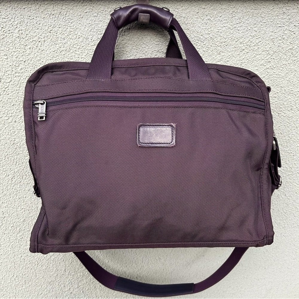 TUMI Canvas and Leather Duffle Travel Gym Bag in Chocolate Brown 
Made in USA